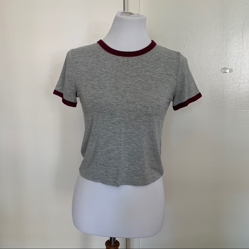 Gray & Red Super Soft Cropped Tee Size Small